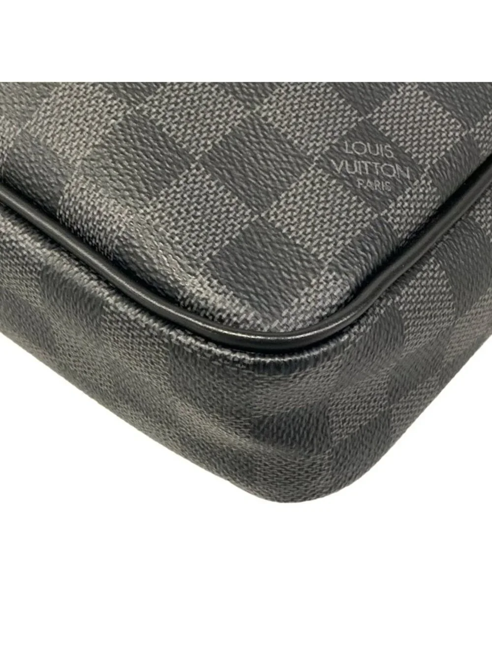 Louis Vuitton category business